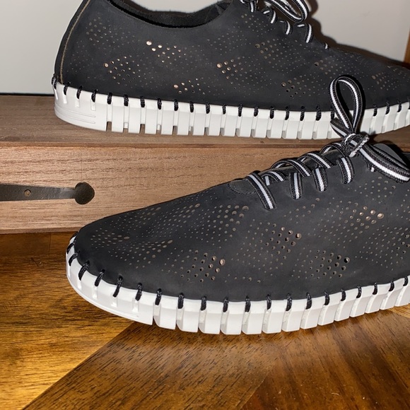 Eric Michael Annie Walking Shoe / Black - Picture 4 of 8